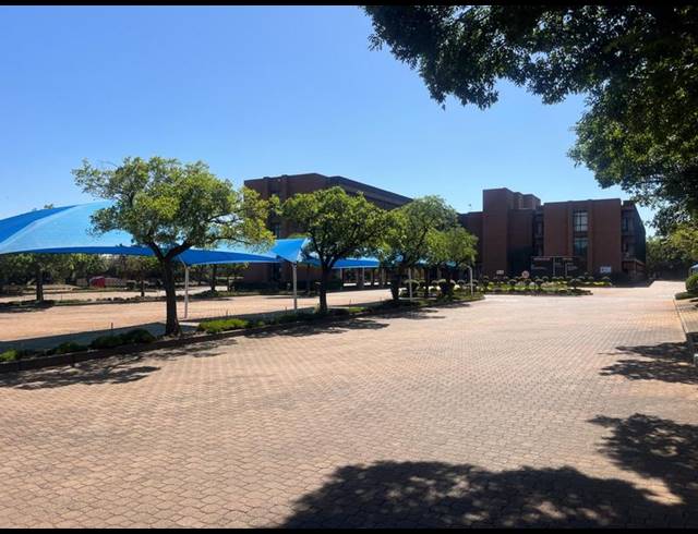 BUSINESS PROPERTY TO RENT IN ALRODE